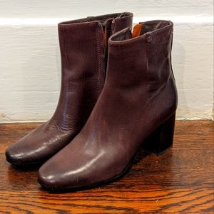 Frye Jodi leather booties 6.5
